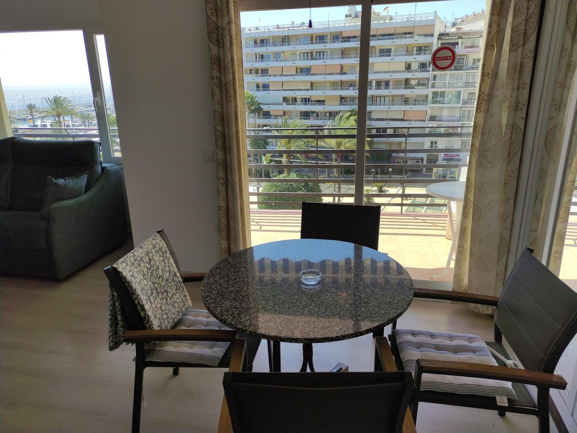 In First Line Apto 5-2 Apartamento *